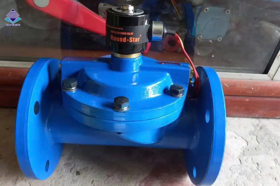 Van nước điện từ Roundstar
