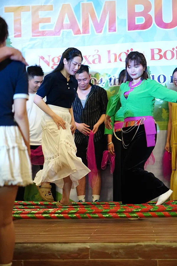 Du lịch Hòa Bình cùng Tuấn Hưng Phát