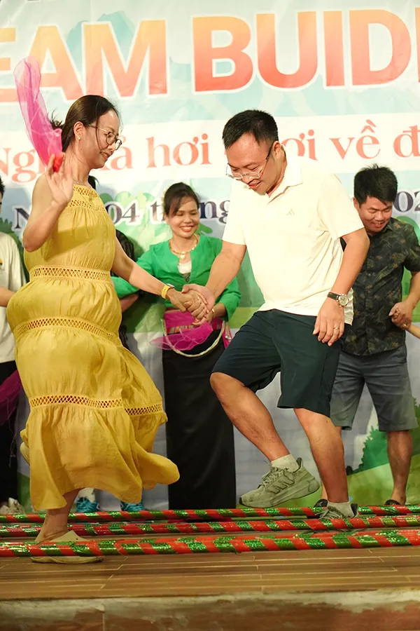 Du lịch Hòa Bình cùng Tuấn Hưng Phát