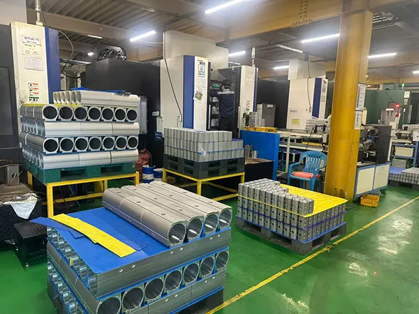 Chuyến thăm quan và làm việc tại HQ của Tuấn Hưng Phát