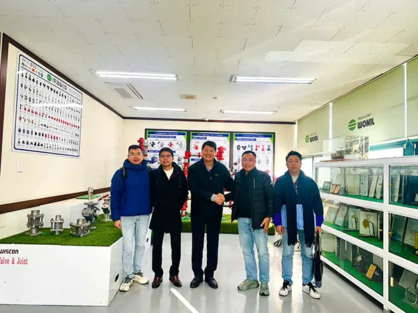 Chuyến thăm quan và làm việc tại HQ của Tuấn Hưng Phát