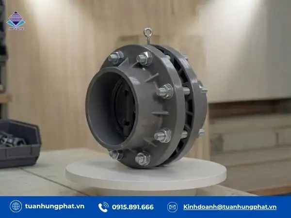 Van 1 chiều PVC mặt bích