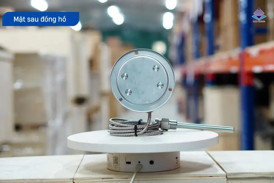 Mặt sau đồng hồ đo nhiệt Dream 140
